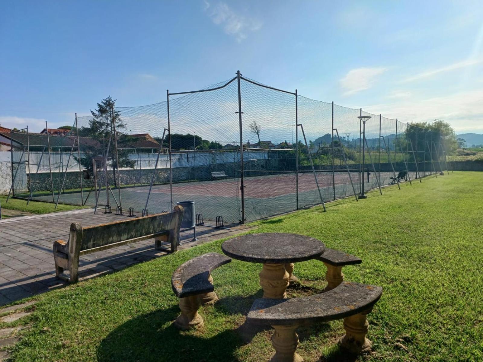 Casa Grande Con Jardin Villa Santa Cruz De Bezana Dış mekan fotoğraf